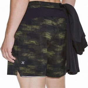 Lululemon mens Surge Short 6" Liner
Glitch Camo Everglades Black